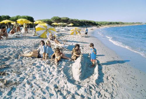 Club Hotel Marina Seada Beach Budoni Exterior photo