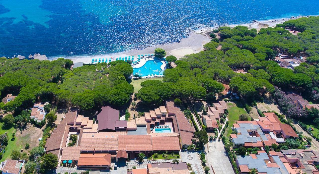 Club Hotel Marina Seada Beach Budoni Exterior photo