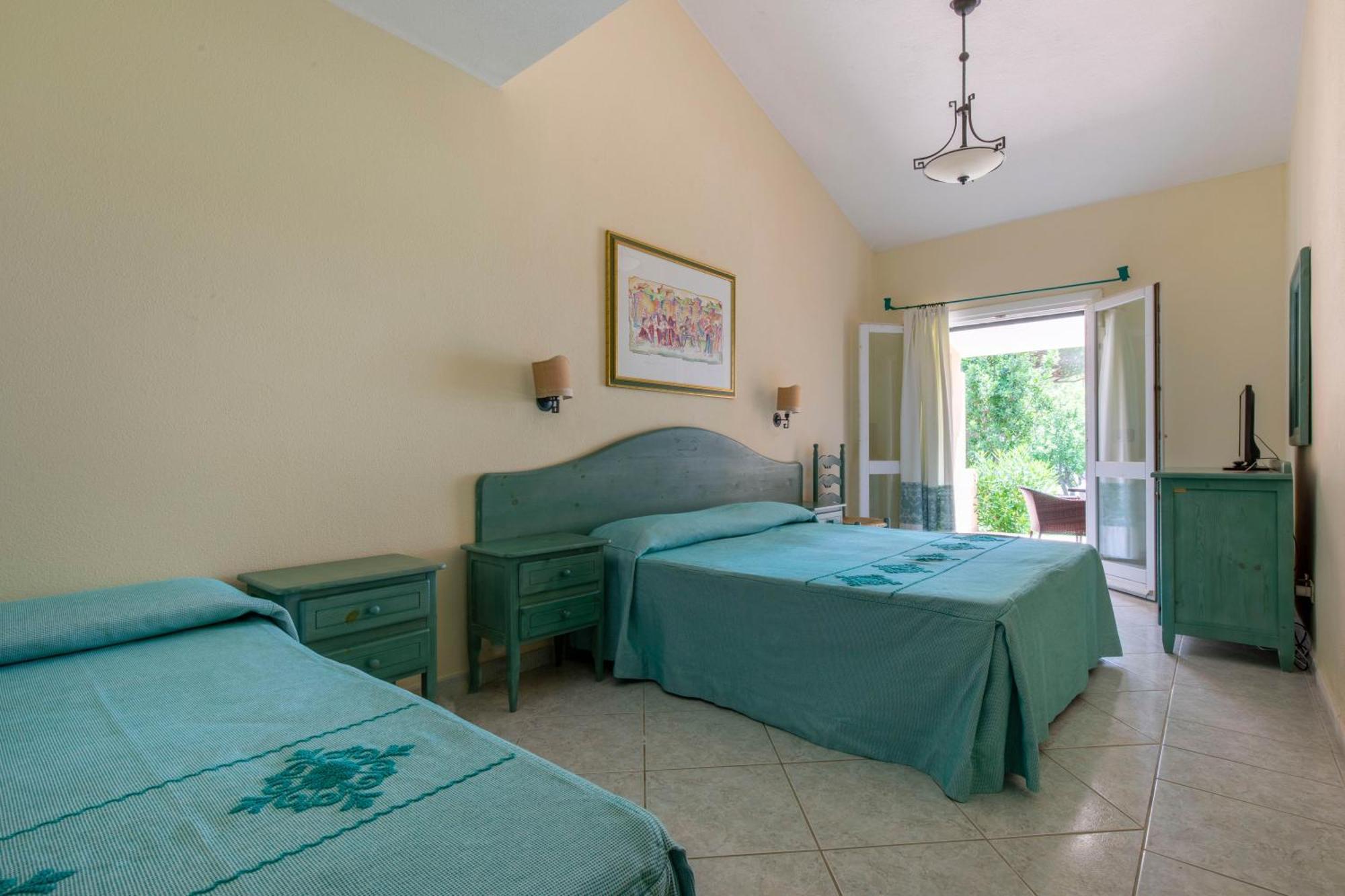 Club Hotel Marina Seada Beach Budoni Exterior photo