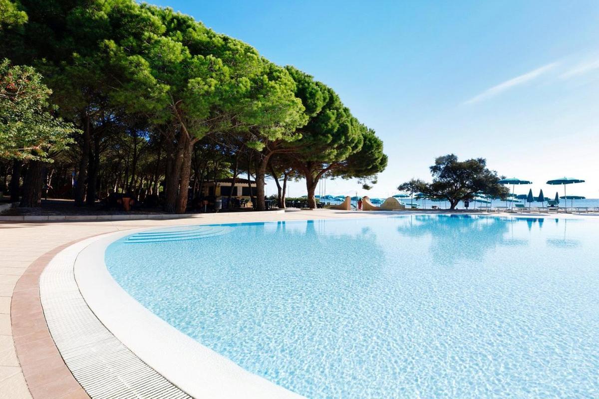 Club Hotel Marina Seada Beach Budoni Exterior photo