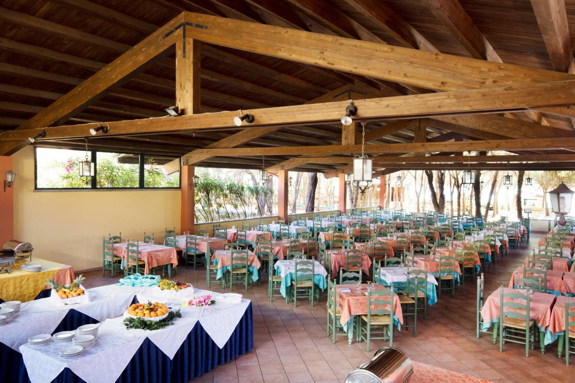 Club Hotel Marina Seada Beach Budoni Exterior photo