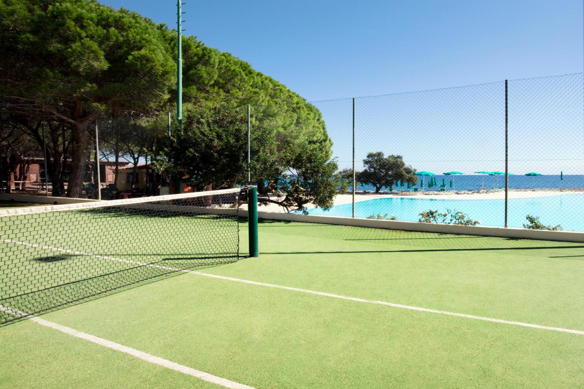 Club Hotel Marina Seada Beach Budoni Exterior photo